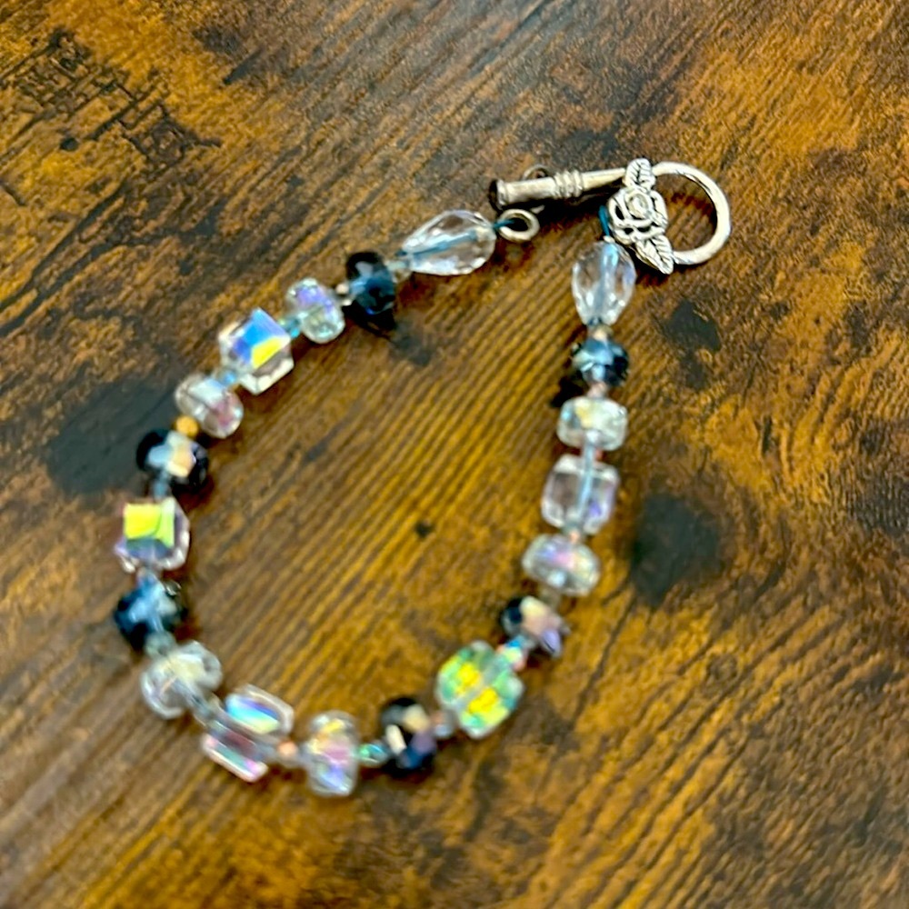 Bracelet & Earring Set - Picture 5 of 5